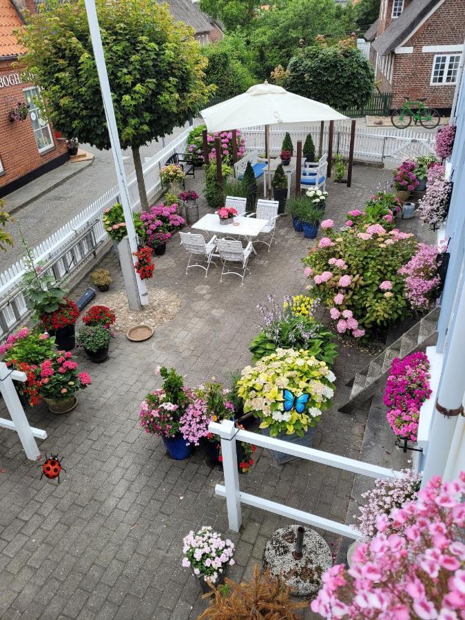 Det Bla Gaestehus Fanø Esterno foto